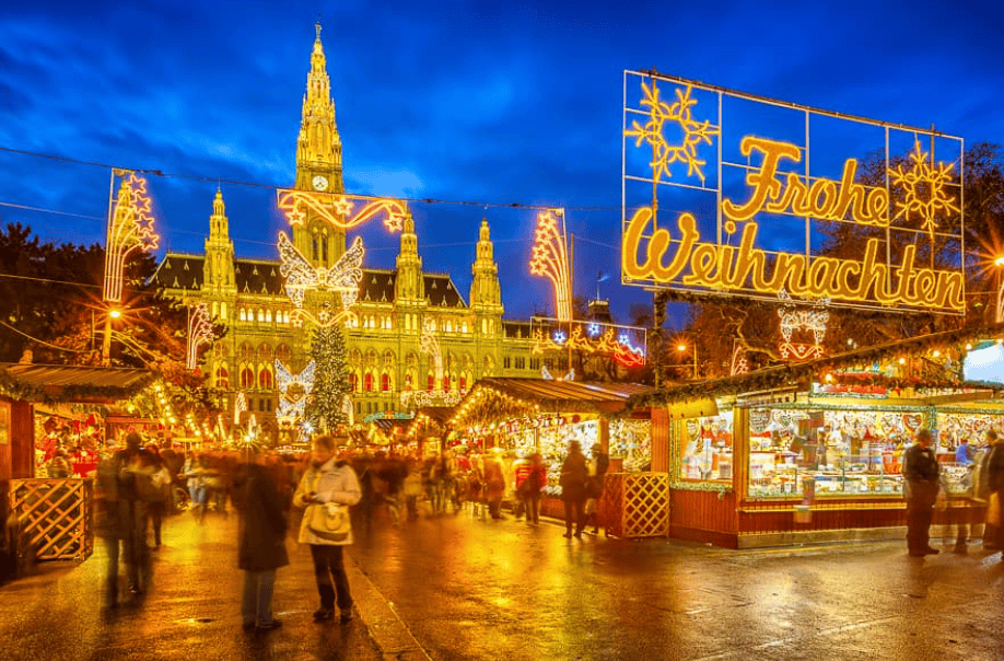 Christmas European Travel Guide | Christmas Packing List: Route through Austria's Music Capital (Vienna - Salzburg - Innsbruck)